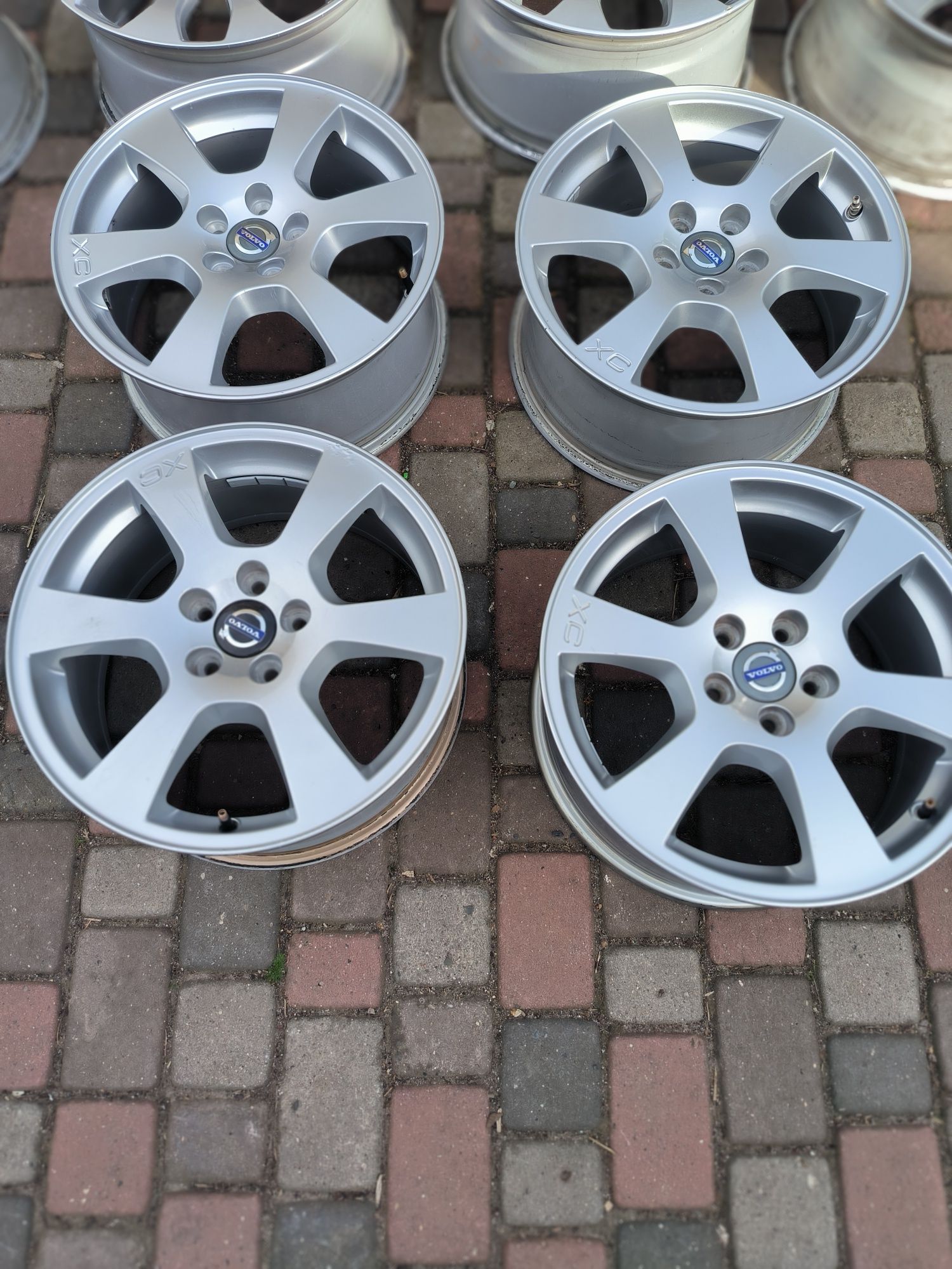 Felgi aluminiowe 17 VOLVO XC60 XC70 XC90 S60 V60 C30 V40 V50 - 5x108