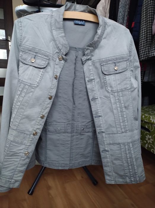 Szara narzutka alla kurteczka