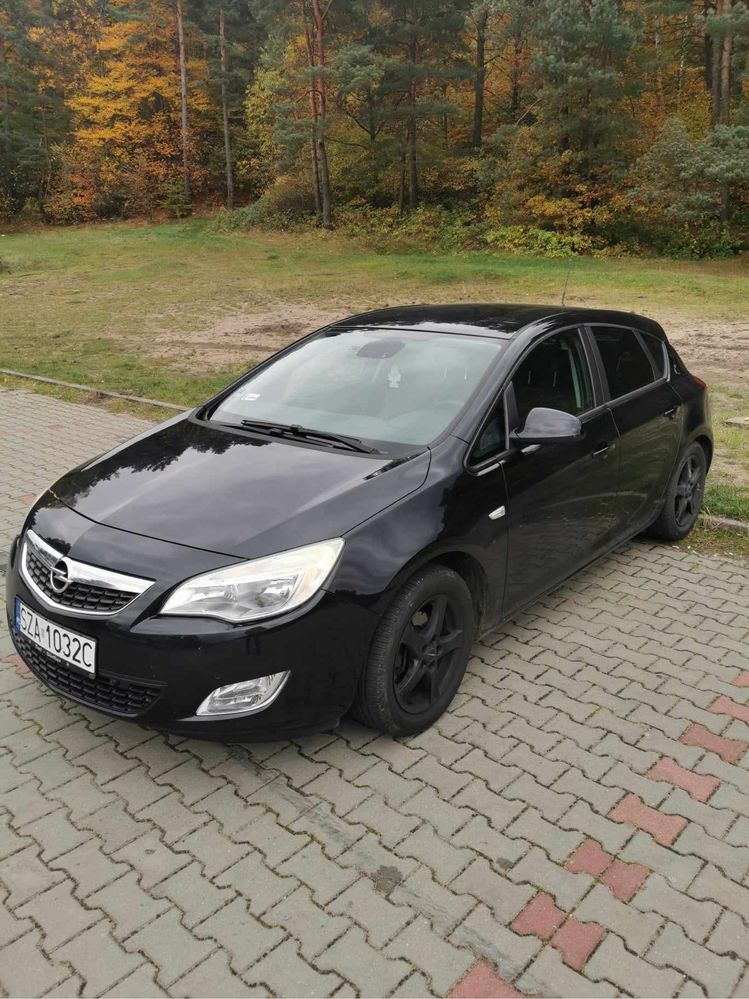 Opel astra J.