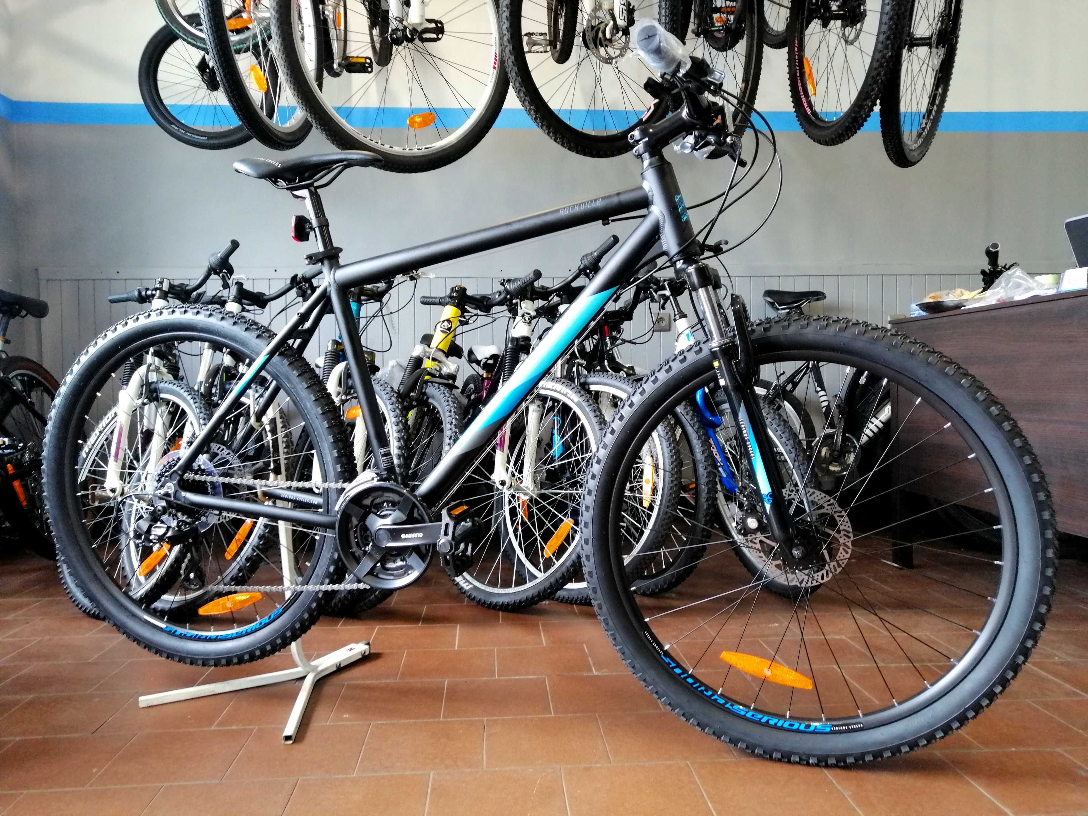 POWYSTAWOWY SERIOUS ROCKVILLE DISC Roz 20" Hamulce Tarczowe Koła 27,5!