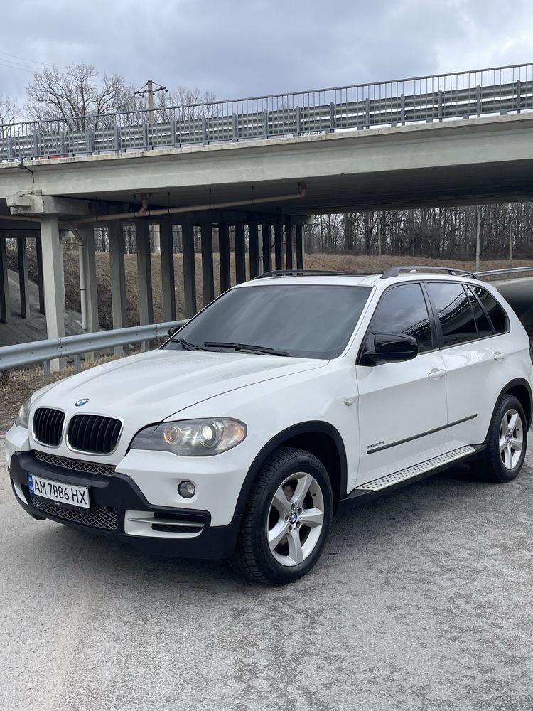 Продам BMW X5 3.0 газ/бензин