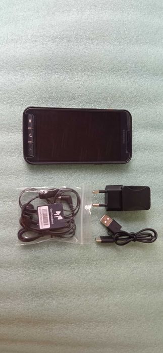 Telefon Samsung Galaxy Xcover 4s IP68, Dual SIM, NFC, Czarny