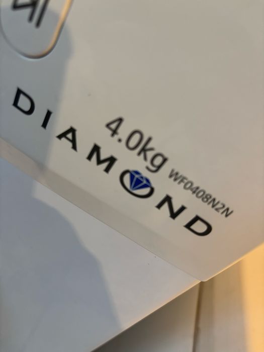 Робоча пральна машина Samsung Diamond WF0400N2N