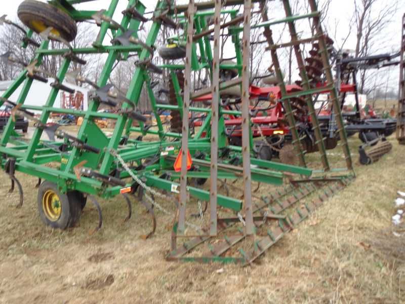 Культивтор John Deere 960 Джон Дир 8 и 11 метров