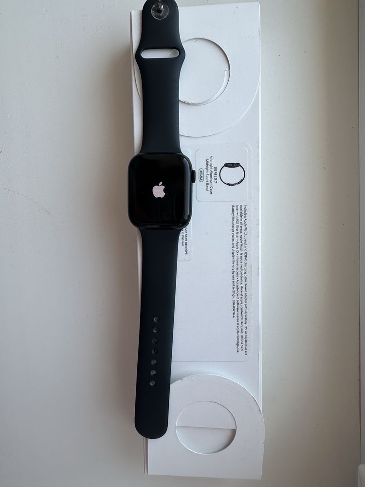 Смарт-годинник Apple Watch 7 45 мм