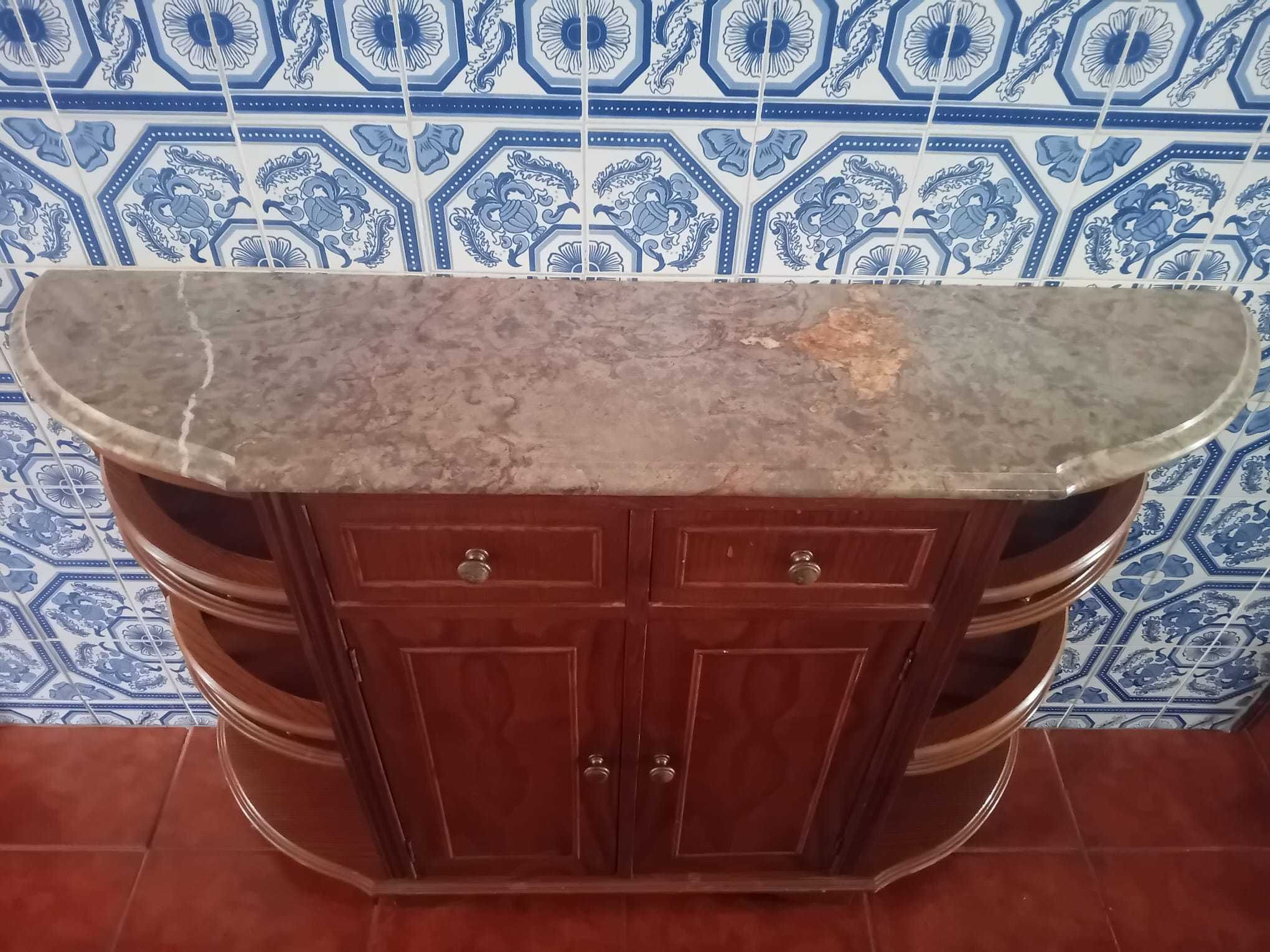 Vendo Móveis Diversos - Zona de Lamego, Viseu