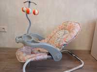 Дитяче крісло-гойдалка для новонародженних