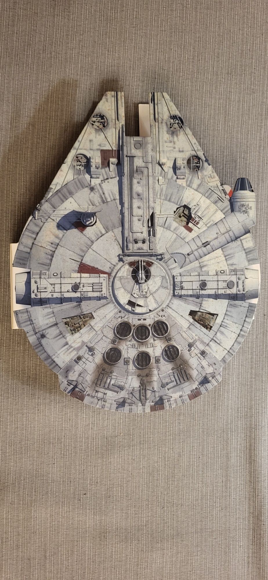 Album kolekcjonerski Star Wars Lidl Sokół Milienium