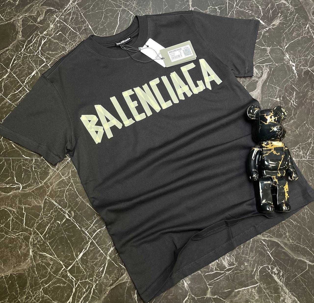 Люксова футболка Balenciaga