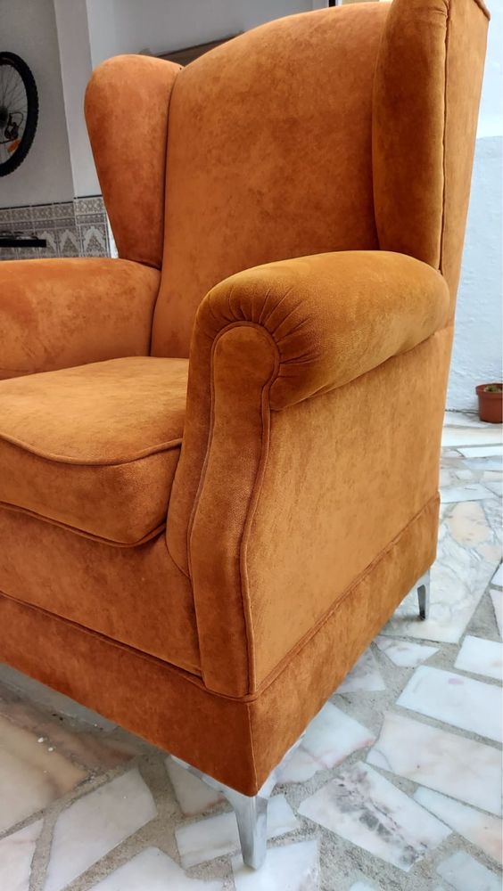 Sofa veludo amarelo