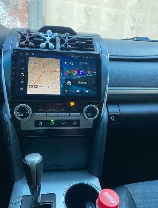 Автомагнітола для Toyota Camry 50 55 2011-2014 під камеру