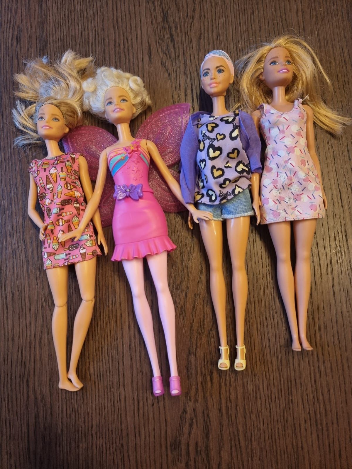 Sprzedam 4 lalki barbie