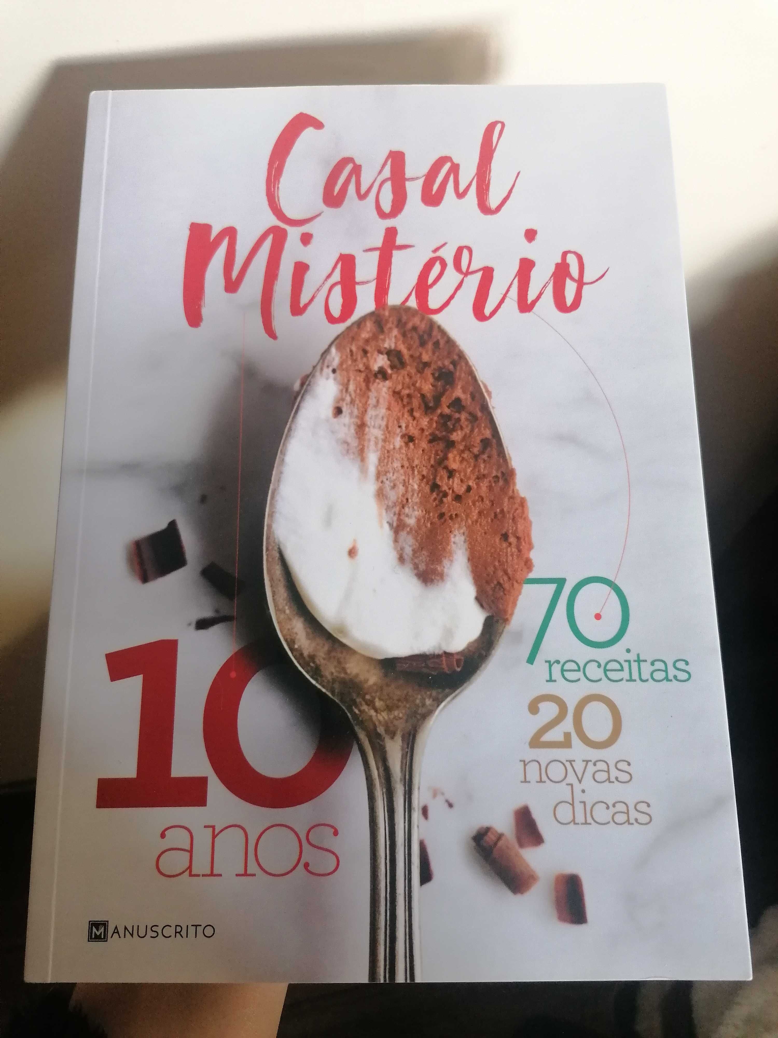 Livro "Casal Mistério - 10 anos"