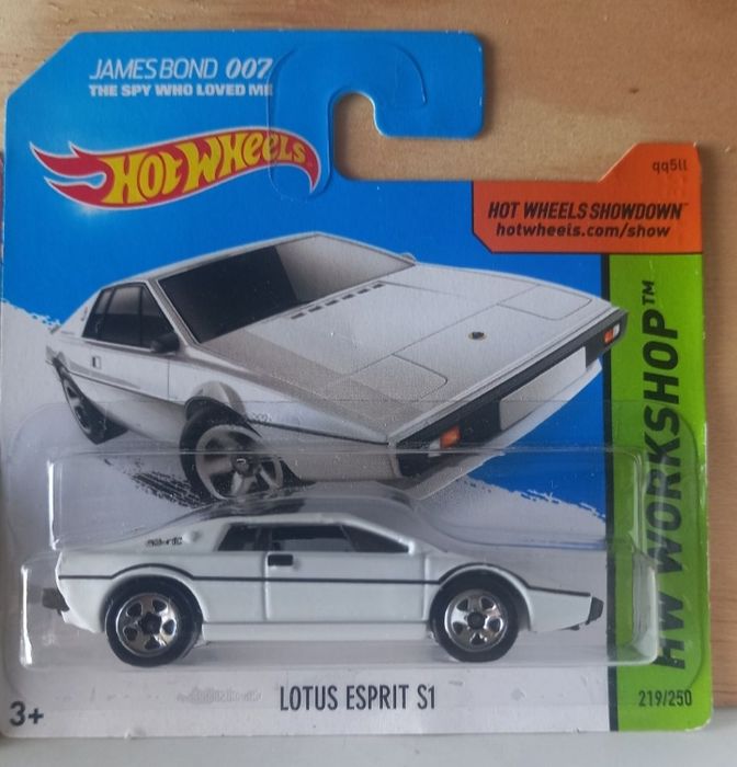 Conjunto 2 hot wheels do filme  james bond 007