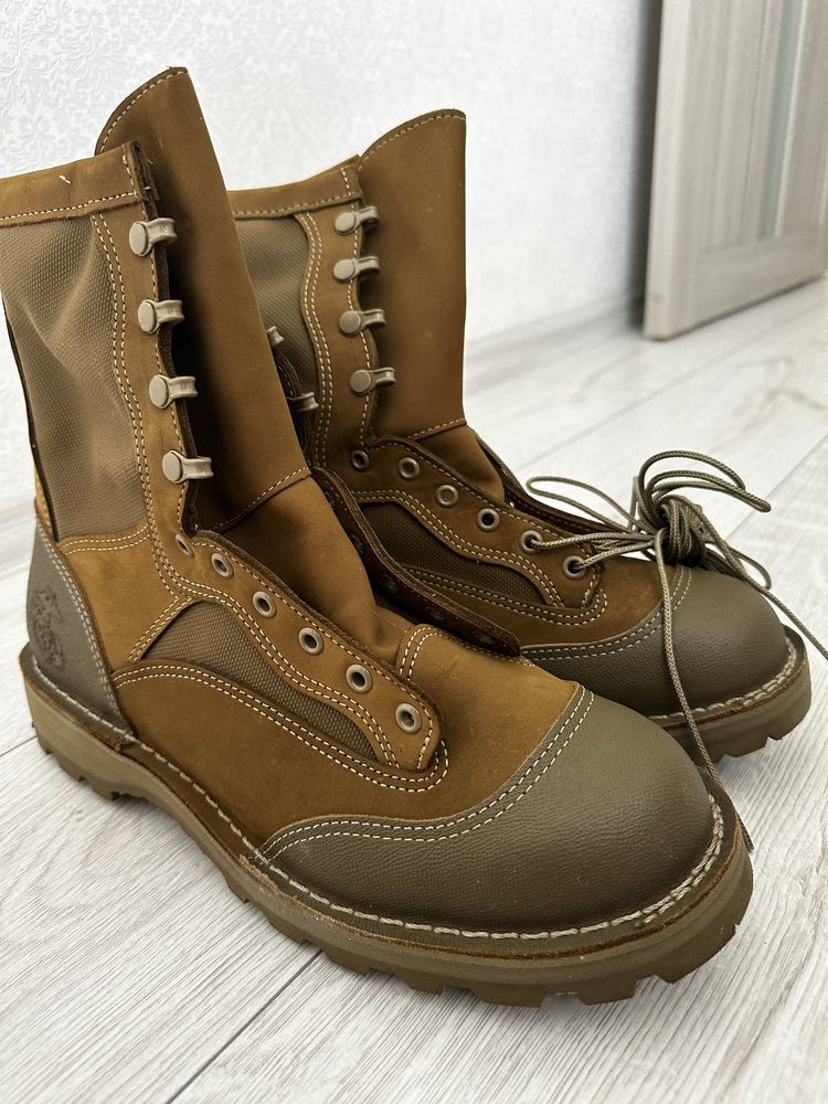 Берцы Danner