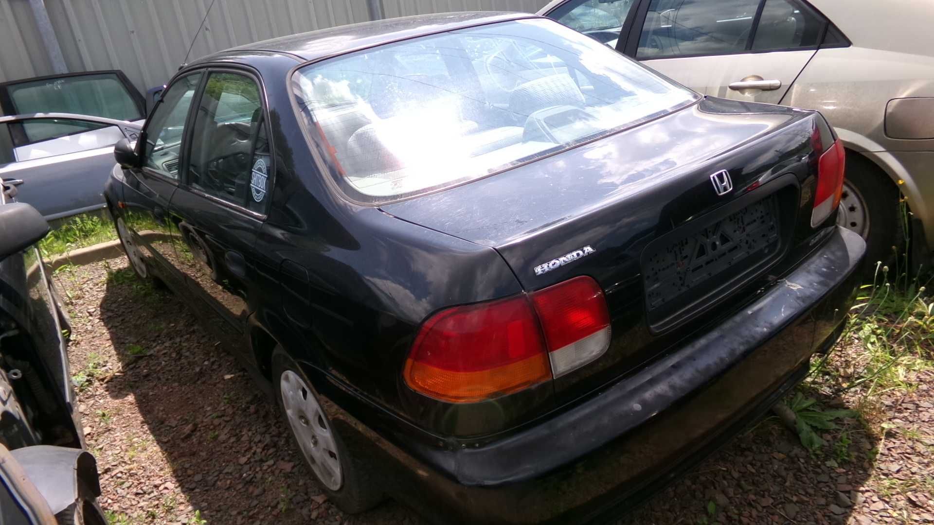 Cze5 Auto z przeznaczeniem na części honda civic 1.4 2000r