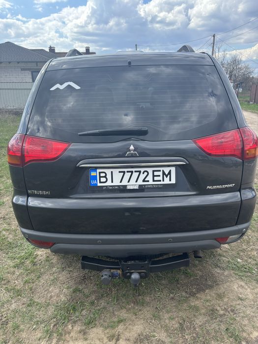 Продам mitsubishi pajero sport 2011 года