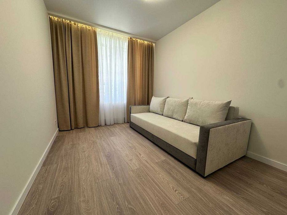 Продам ЭКСКЛЮЗИВ 68м2  2 Спальни + кухня-студия Днепровская Брама 2