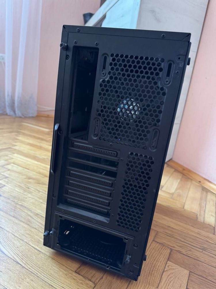 Корпус Fractal design Meshify Compact