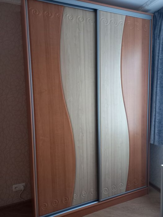 Шафа купе двохдверна