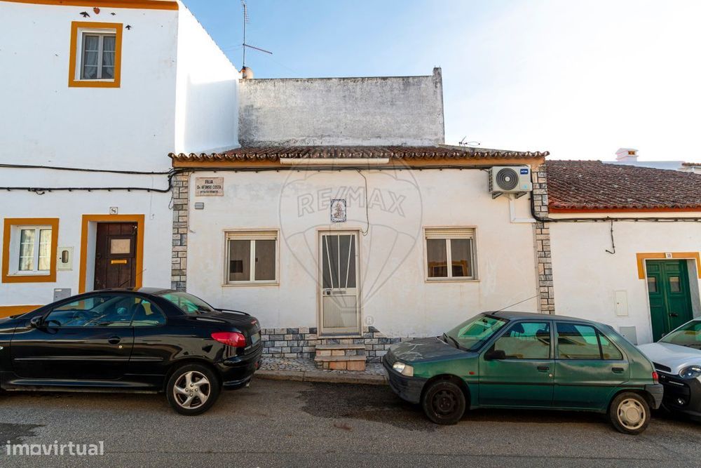 Moradia T4 para venda