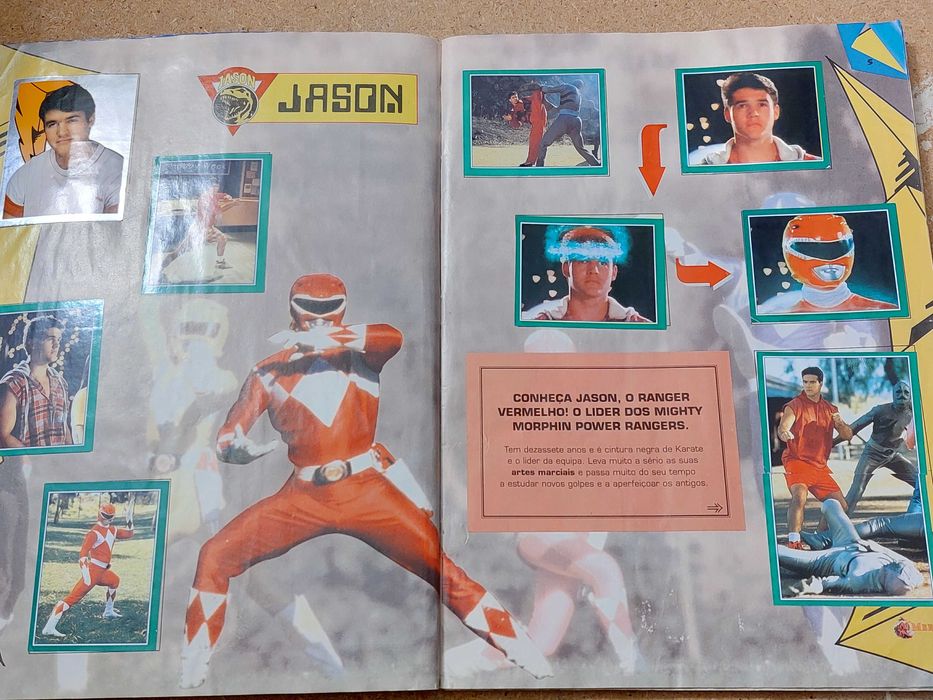 Caderneta Power Rangers, incompleta
