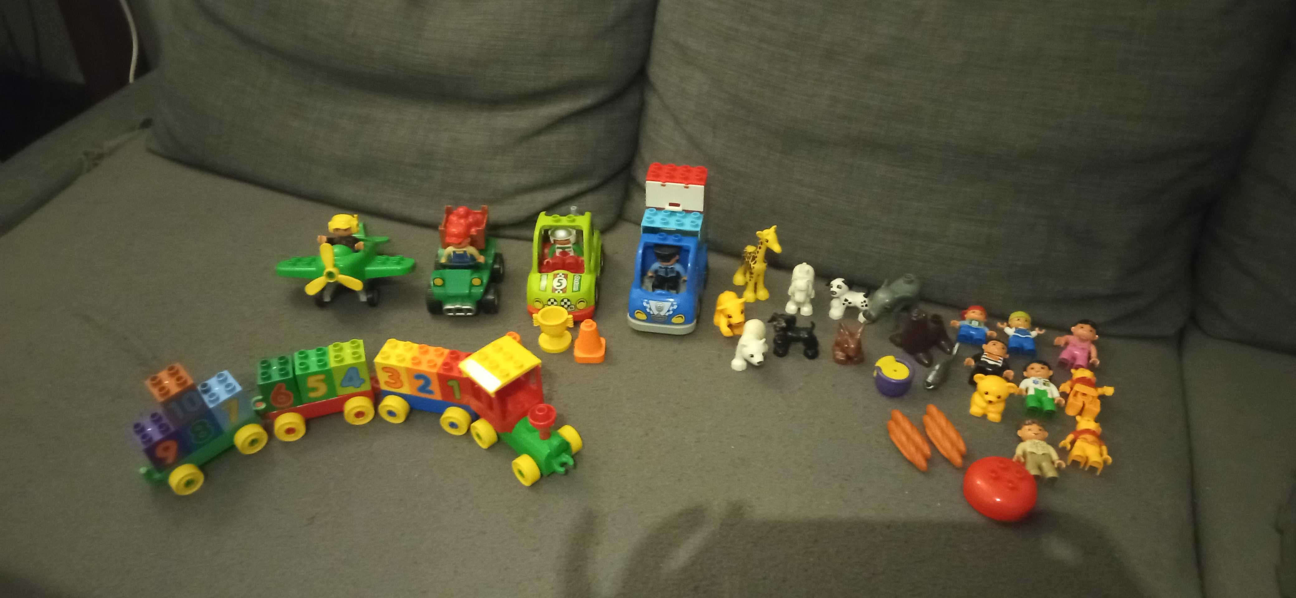 Zestaw LEGO Duplo pojazdy i figurki