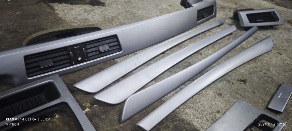 Dekory aluminium (alu pentan) BMW E60 E61 Lci pod cic