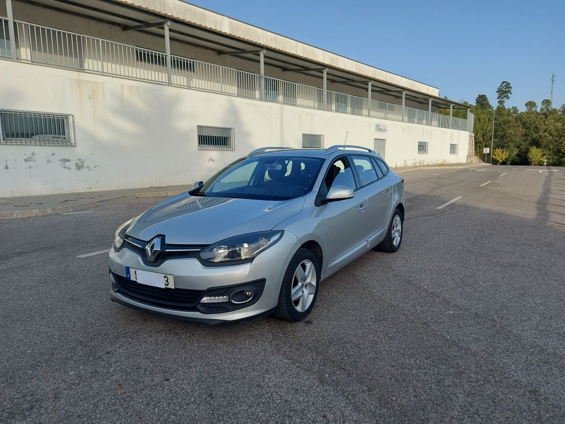 Renault Mégane 1.5 DCI Confort SS 110cv 6V 2016 GPS Financiamento