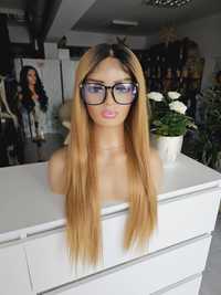 Długa peruka karmelowy blond Kim lace front naturalna fryzura
