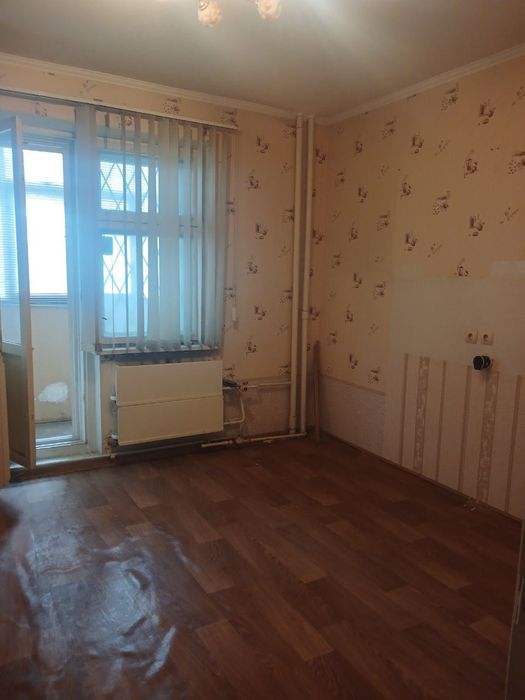 Оренда під сферу послуг офіс Ревуцького 42б метро Харьківська