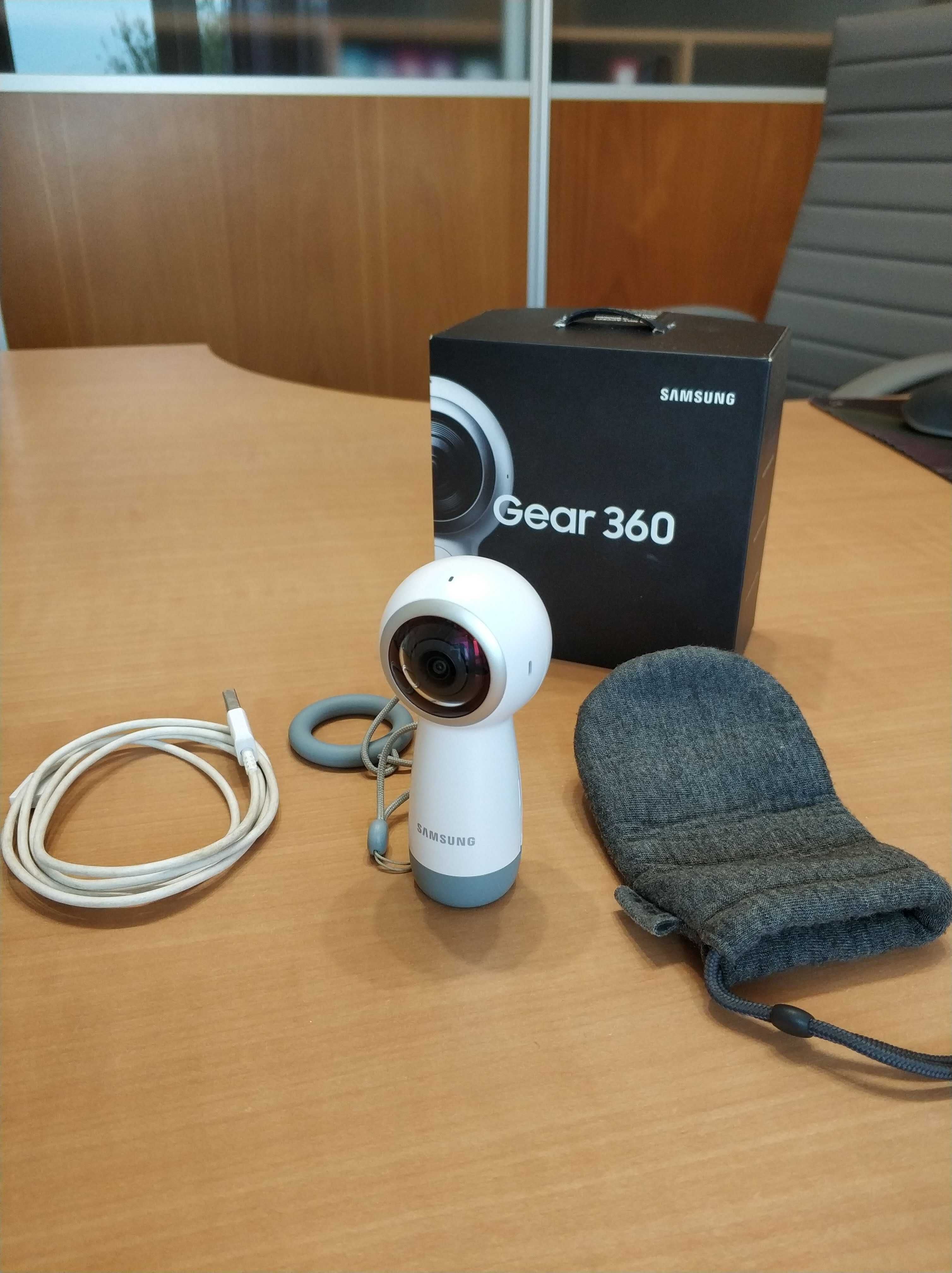 Câmara Samsung Gear 360 de 2017