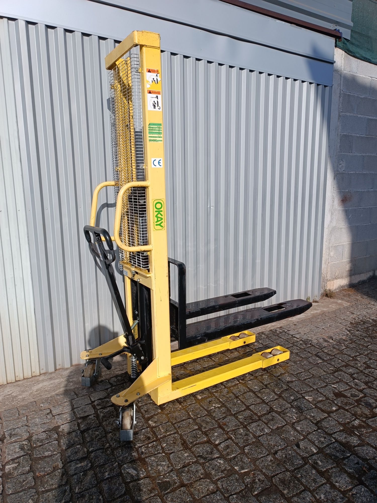 Stacker manual 1000kgs