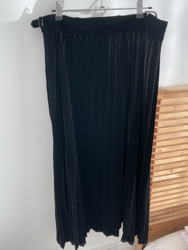 Saia Veludo Preto Massimo Dutti