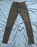 Czarne legginsy na gumce