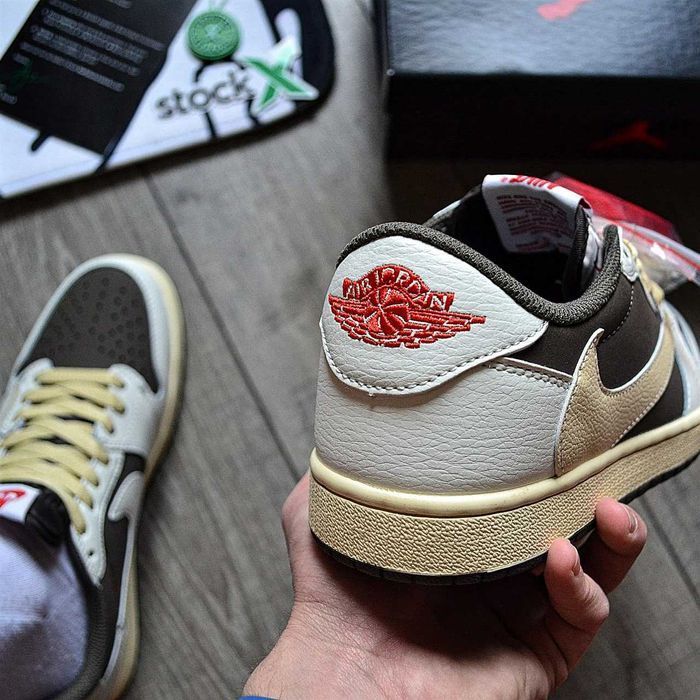 Унисекс кроссовки Nike Air Jordan 1 Low Travis Scott OG Reverse Mocha