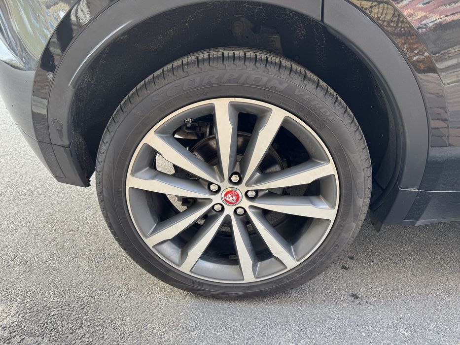 Jaguar E-Pace 2018 P300 R-Dynamic HSE