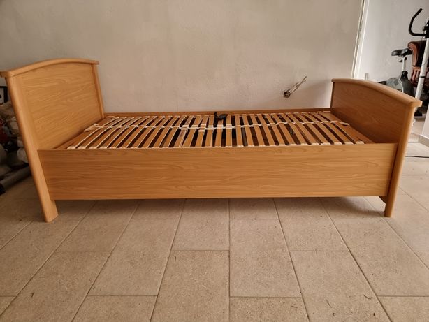 Łóżko rehabilitacyjne elektryczne 100 drewniane