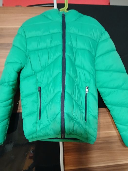 Zielona kurtka przejsciowa z 5 10 15 rozm 146