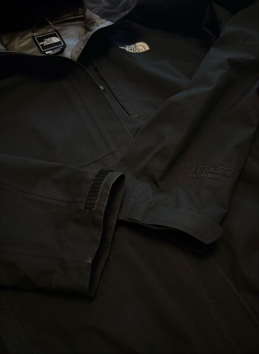 Вітровка The North Face Gore-Tex