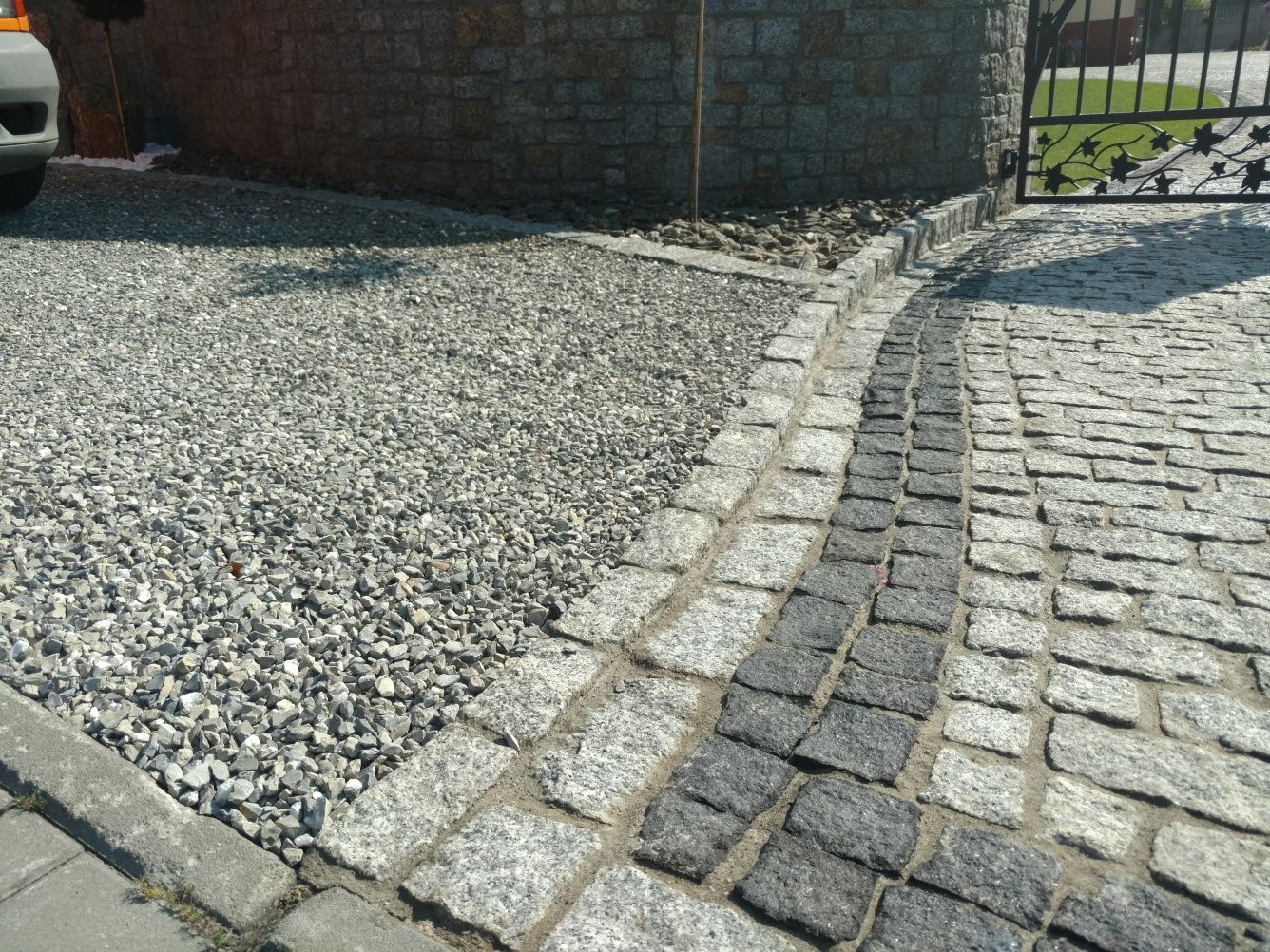 granit 10x10x20 palisada granitowa kostka brukowa ziemia obrzeże kora