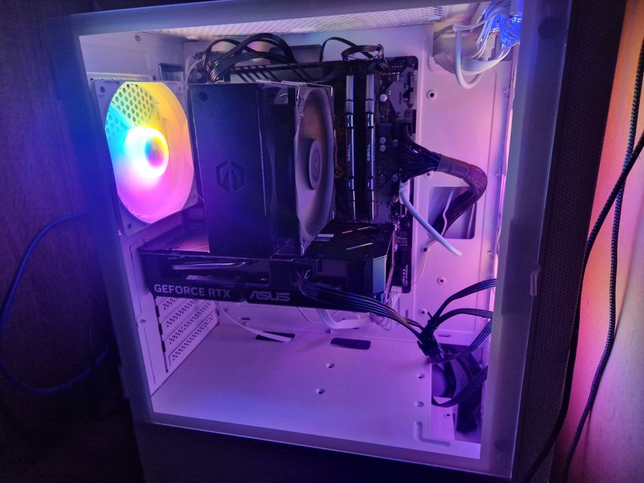 Komputer gamingowy rtx 5060 ti i5 12400f