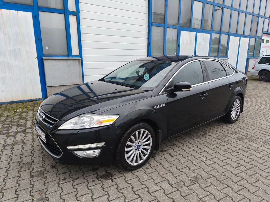 Ford Mondeo Ford Monedo