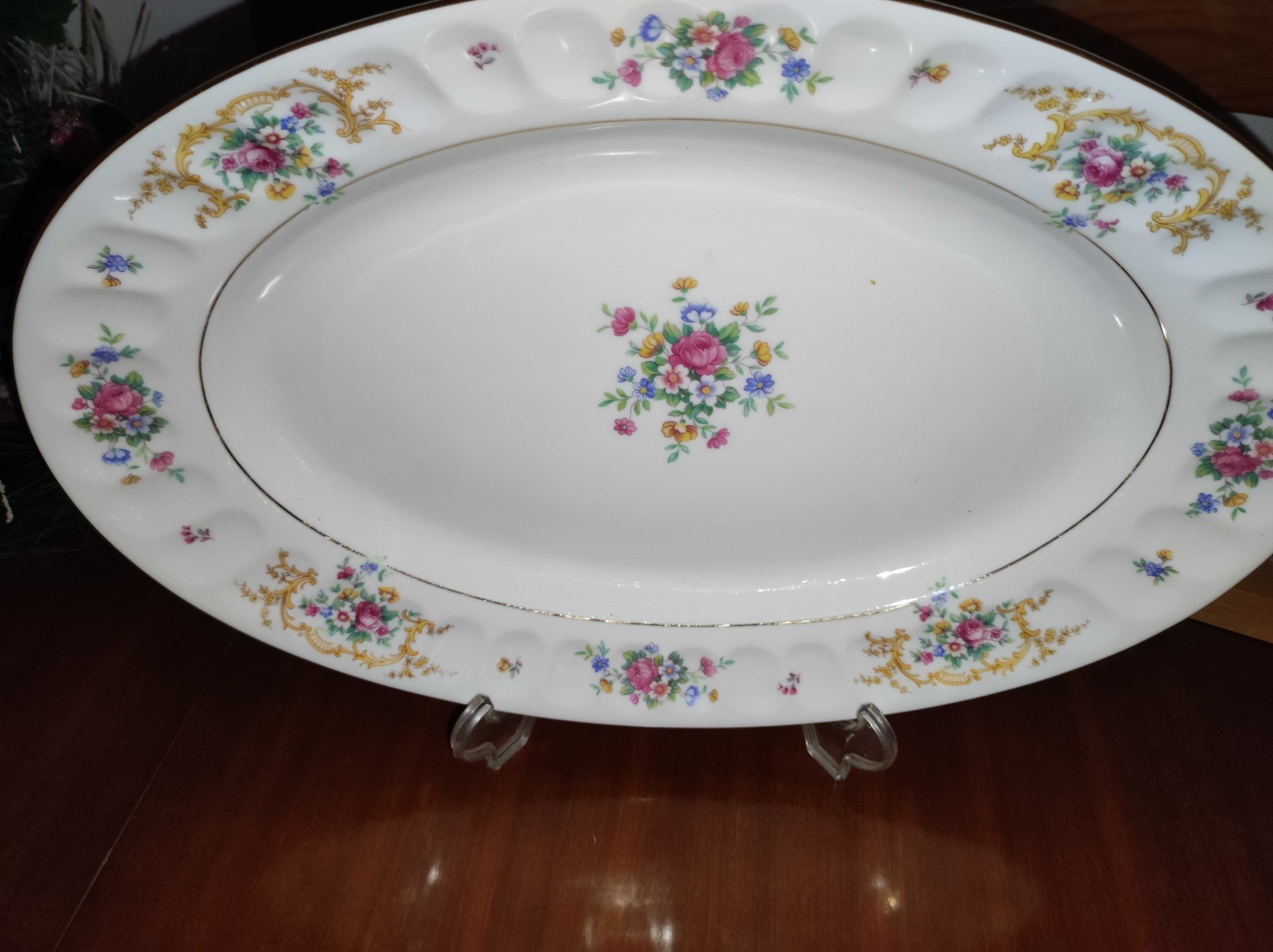 Serviço de Jantar de Porcelana de Coimbra de 1948