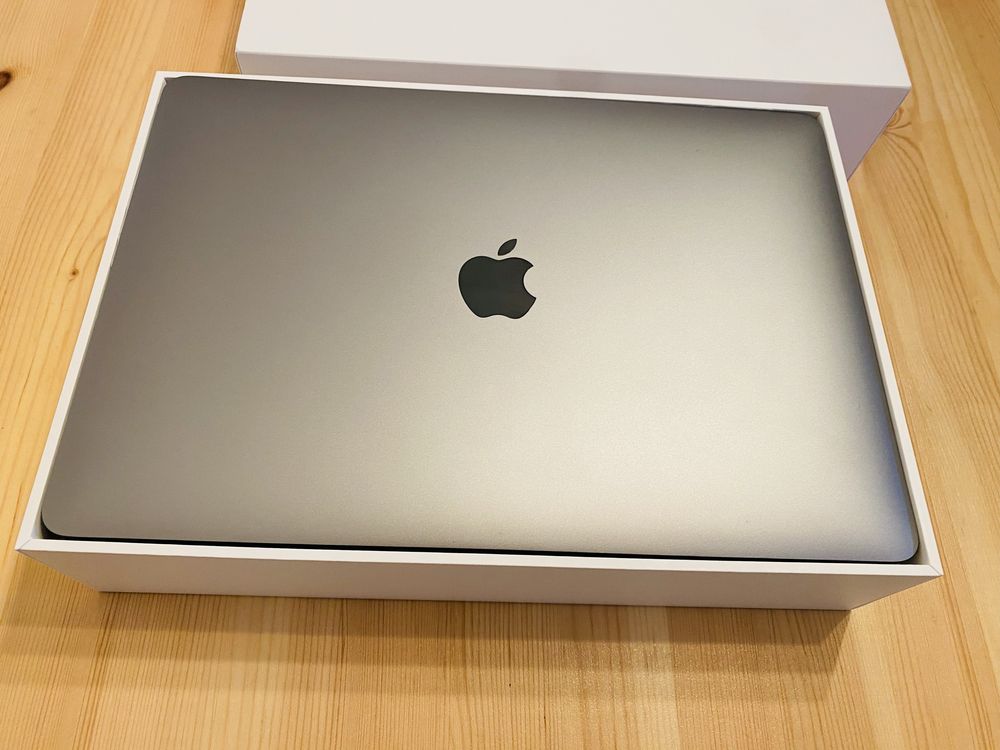 Vendo MacBook Air de 13 polegadas (M1) - Como novo, com garantia!