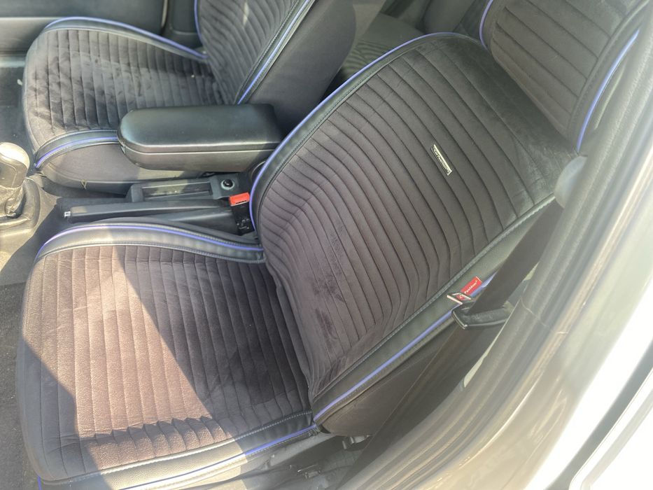 Skoda Octavia Tour 2006год 1,8 газ-бензин