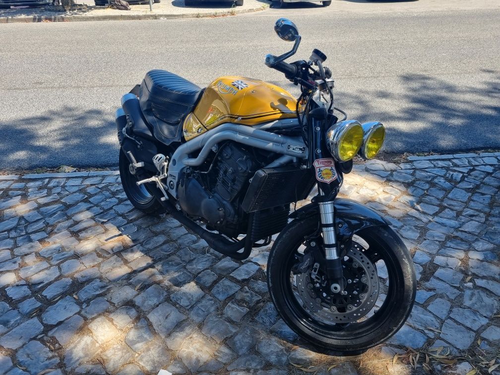 Triumph Daytona 955i Street Fighter