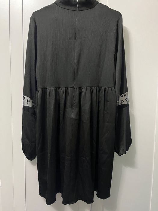 GUESS nowa sukienka rozmiar M