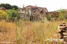 Terreno com moradia para restaurar à venda em Mangualde