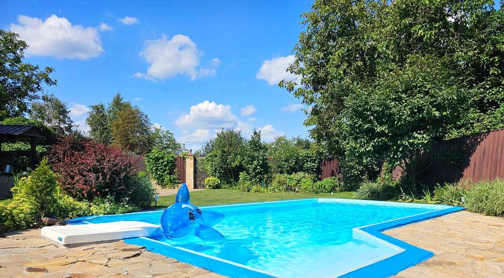 Будинок/коттедж/дім в Києві, мангал, альтанка